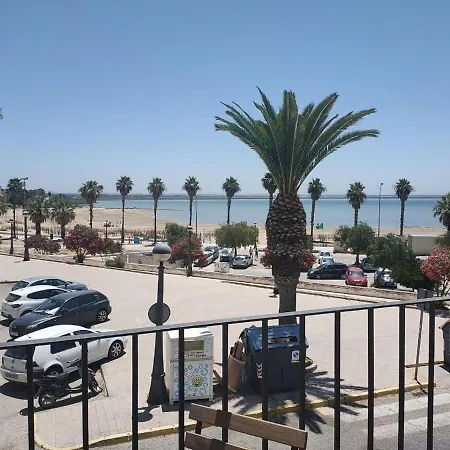 Apto. Angel. Playa De La Cachucha. Wifi, A/c 公寓
